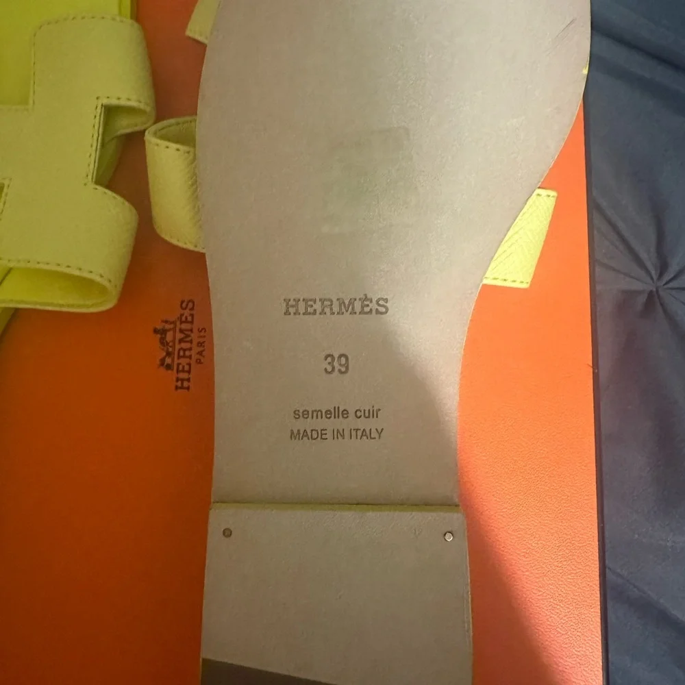 Hermes Oran sandal jaune curcuma - Picture 3 of 5
